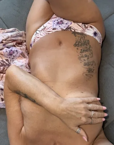 Aims2Pleasex — Streamate Photos