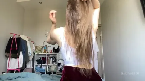EmiliaWeber — Rate the hairs!