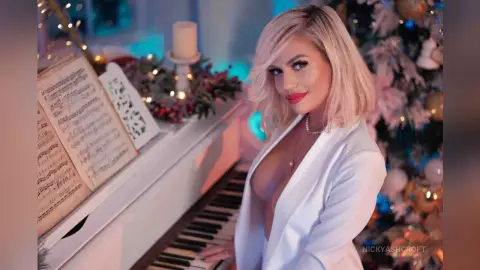 NickyAshcroft — 🎅 