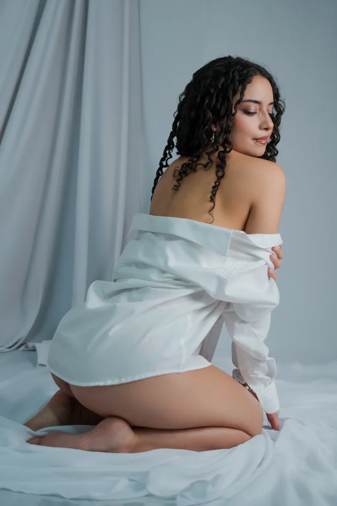 YoungSerena — Streamate Photos