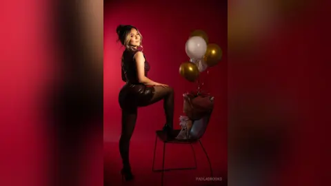 PaolaBrooks — 🎉Bday queen✨