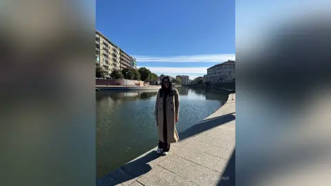 AngelinaKunis — New