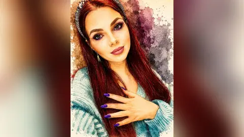 VictoriaMinha — Scarlet Whispers