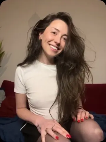 VerityDawnUK — Streamate Photos
