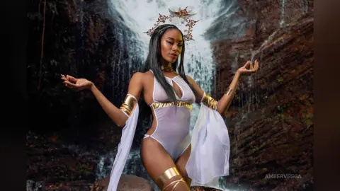 AmberVegga — The queen of the lake 🗺