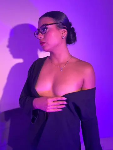 AngelSavagee — Streamate Photos