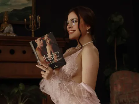 ElizaBethHeysel cam model