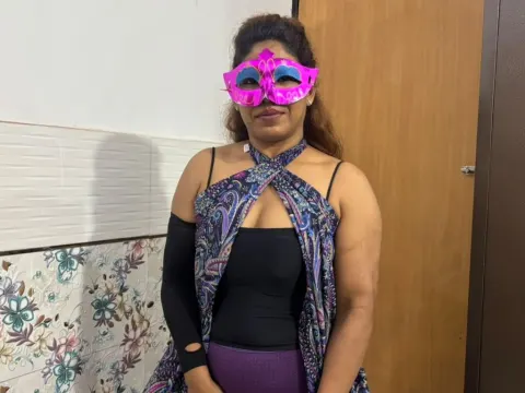 RiyaSaxena — LiveJasmin cam model