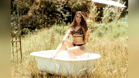 AlejandraDamac — Damac's style