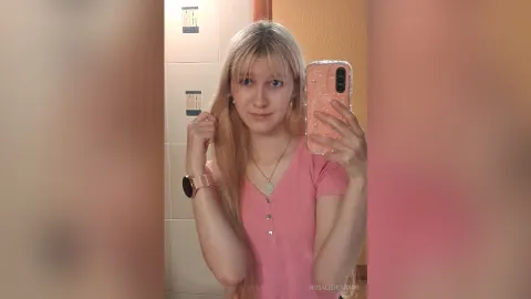 RosalieHouman — 4