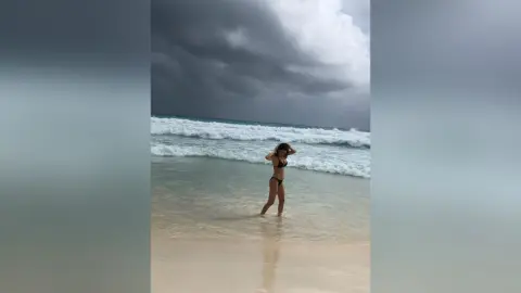 Mia — Vacation