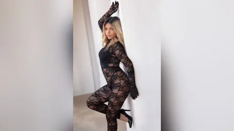 PaolaBrooks — Sexy body 😈