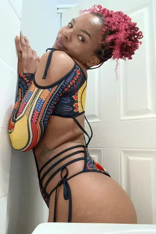 HotStellaa — Streamate Photos