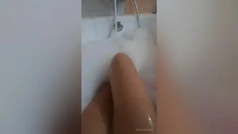 Zendaya — Bathroom scenes
