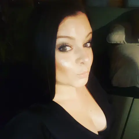 NaughtyWifeUK — Streamate Photos