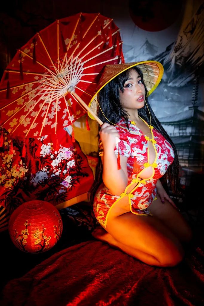 kittyrousse22 — Streamate Photos