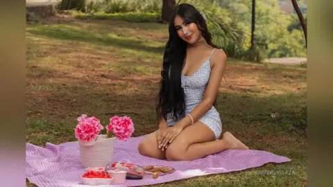 KimberlyIsaza — picnic