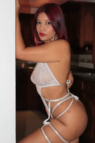 TiffanyWalk — Streamate Photos