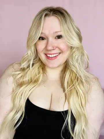 PiggyRose — Streamate Photos