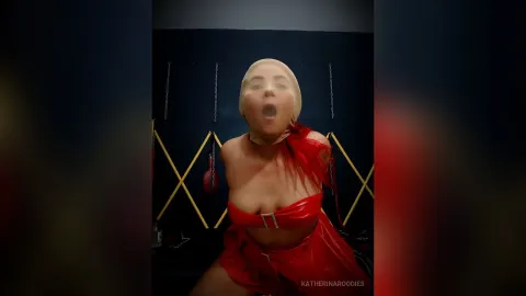 KatherinaRoodies — 😉