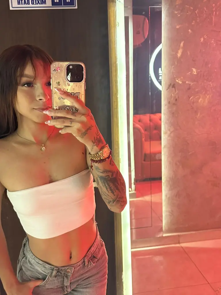 Angell_Petite0111