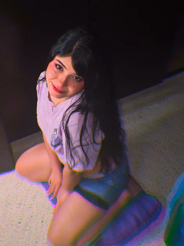 Lily_Mai — Streamate Photos