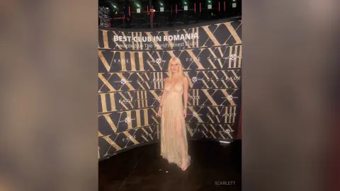 Scarlett — Coctail night🔥