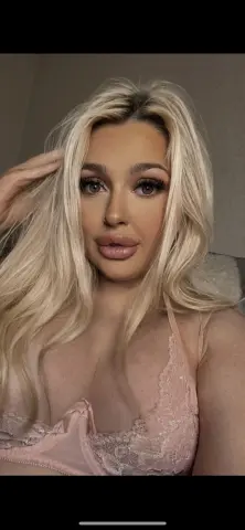 ScottishxChiara — Streamate Photos