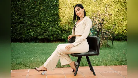 GiovanaRodriguez — A classic girl with modern fantasies 🎭