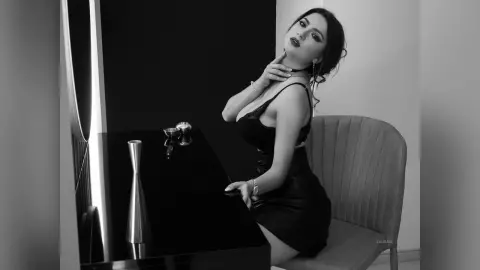 EvaBluez — Seductive