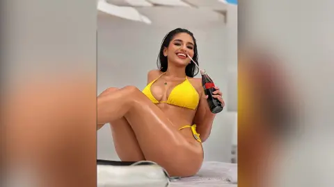 GenesisGarcia — I want to be your favorite beach ...