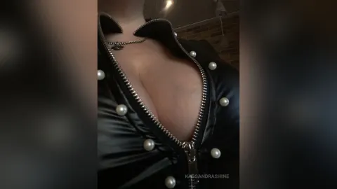KassandraShine — Mommy Goddess👑✨