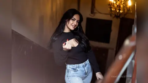 VanessaEsther — Fresh
