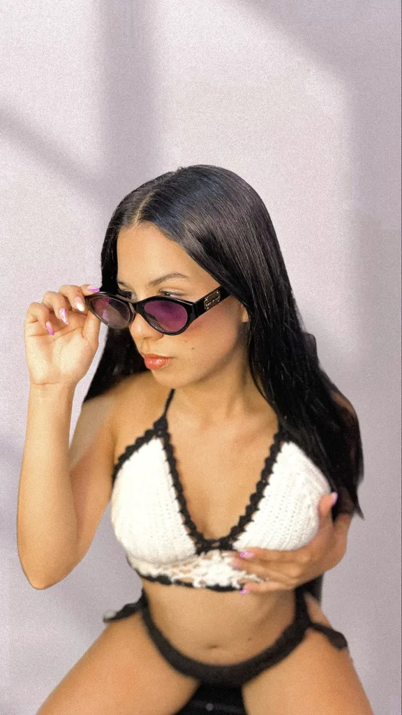 EnyelGw — Streamate Photos