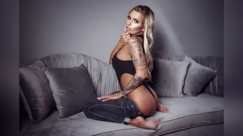 Lexi — Casual&amp;Sexy