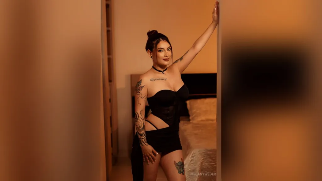 MelanyWeber — dark dress and glam