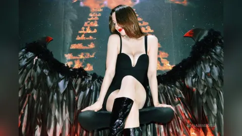 SofiaBimboss — On the throne
