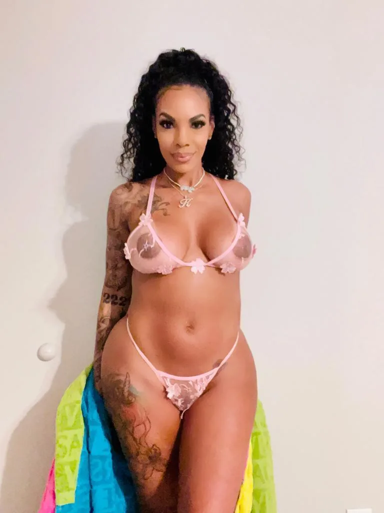 EmpressGingerr — Streamate Photos
