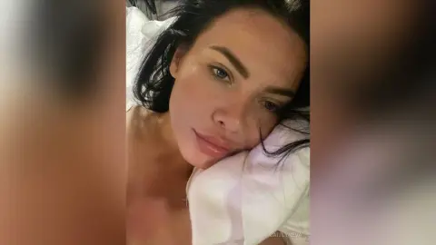 CaitlynEva — Vacantion