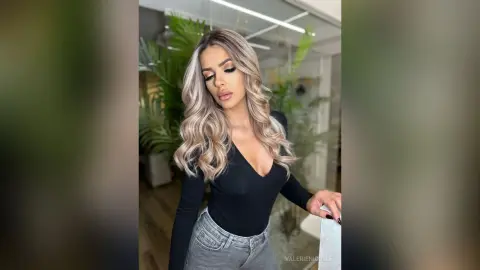 ValerieNicolle — 50 Shades of Blonde