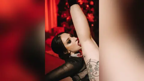 LucyStrike — .