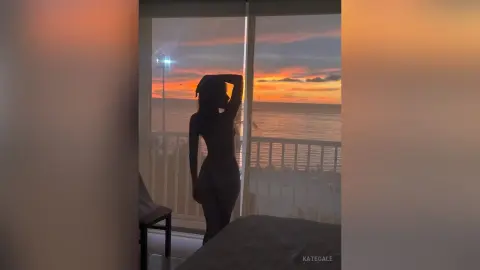 KateGale — Naked Sunshine