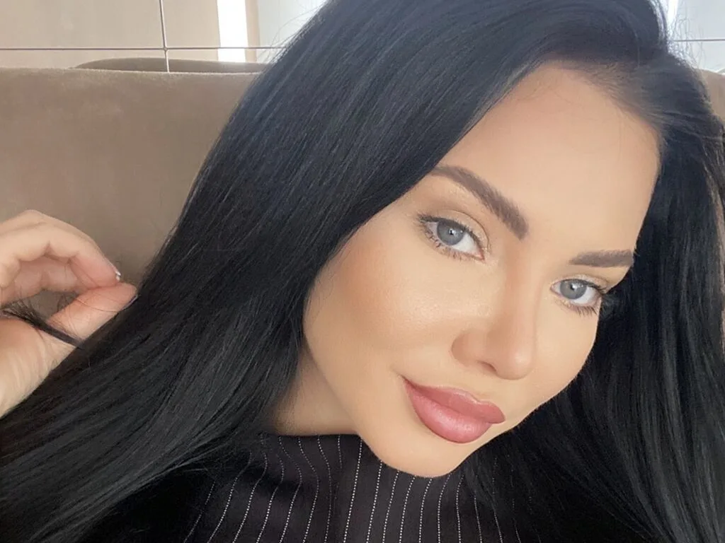 CaitlynEva