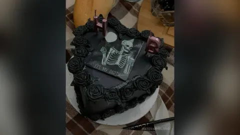 KateVanhelsing — Wish me happy birthday ❤️
