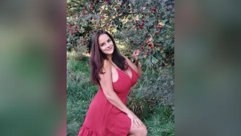 LaraDevi — Little Red Riding Hood