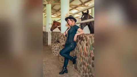MaraMaison — cowgirl
