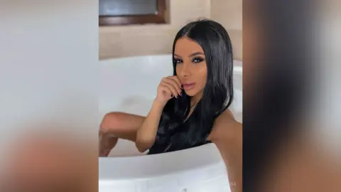 Raisa — Bath🩵