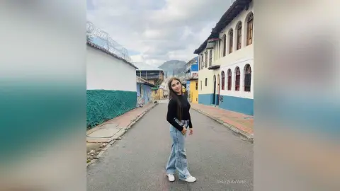 SelenaVane — 🩷