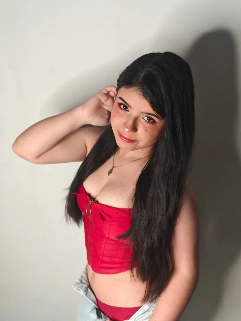 Lily_Mai — Streamate Photos