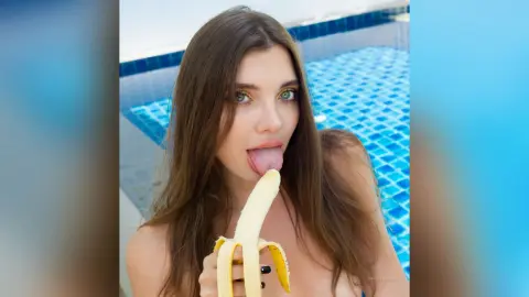 AmillyStar — Banana Girl